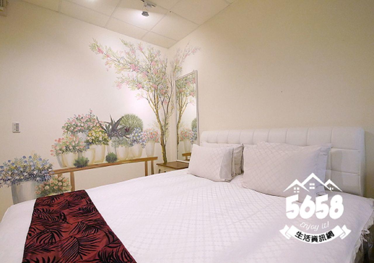 85 eagle hotel Kaohsiung Esterno foto