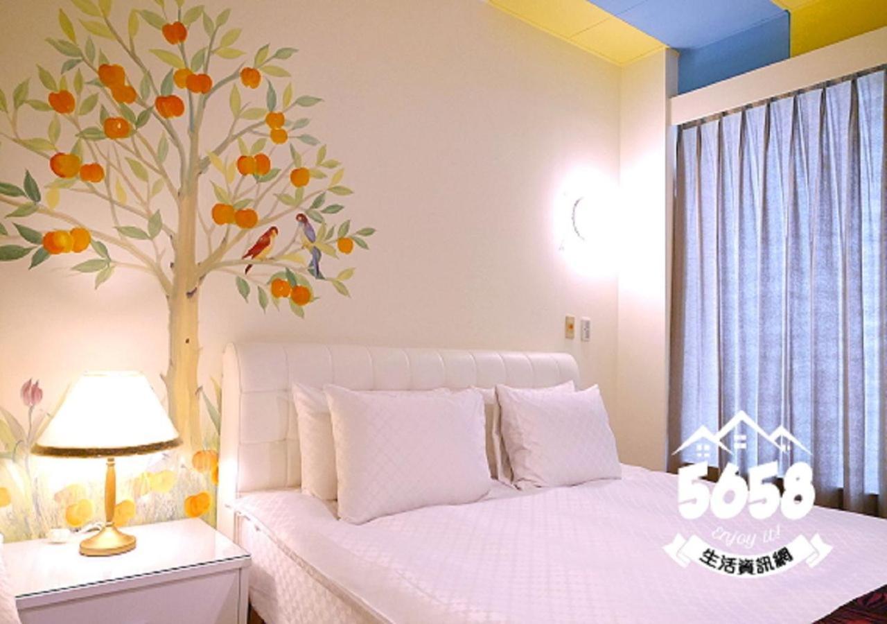 85 eagle hotel Kaohsiung Esterno foto