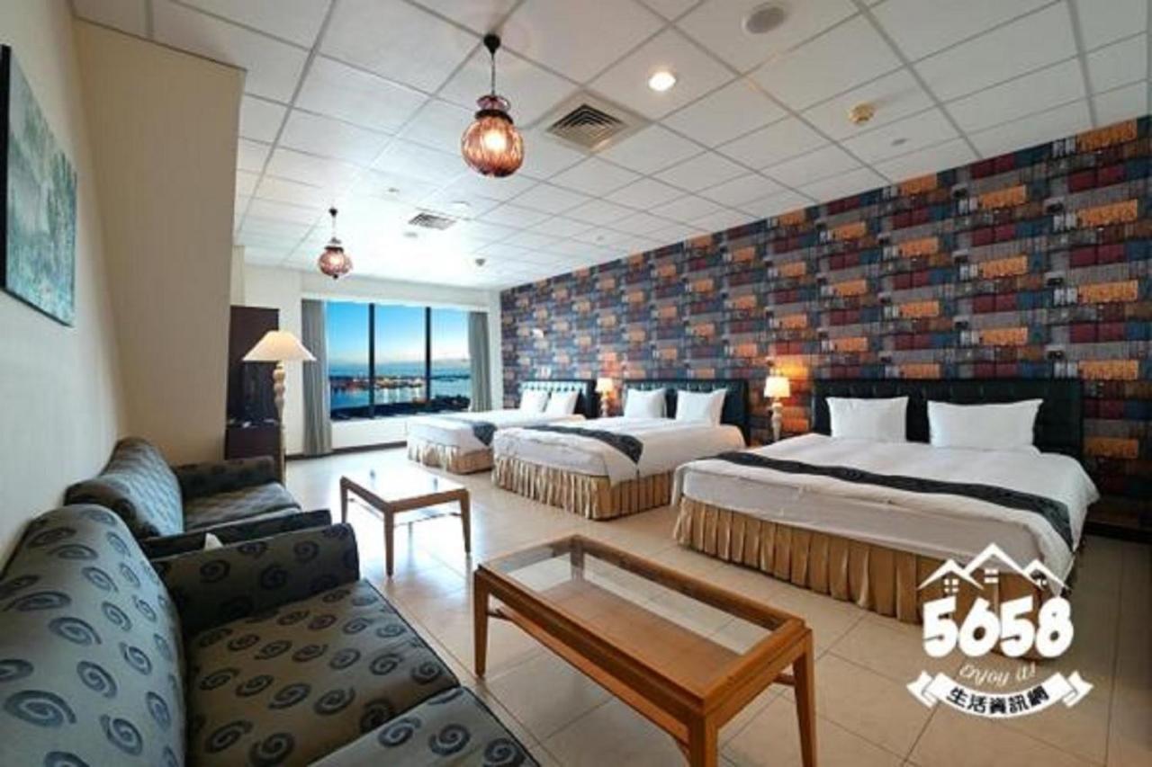 85 eagle hotel Kaohsiung Esterno foto